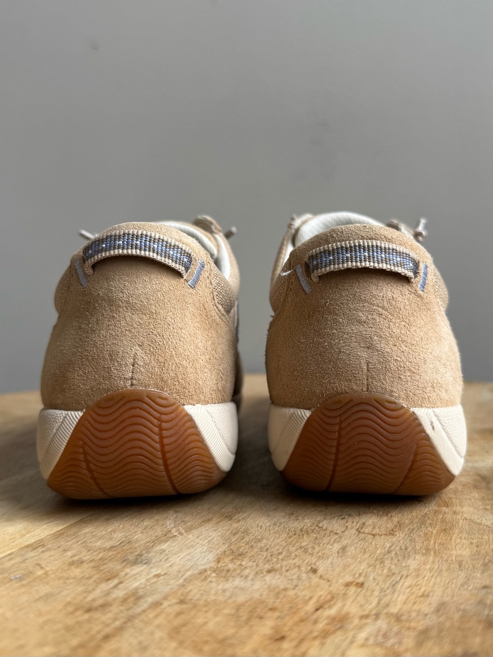 Dansko Harlyn Women's Suede Slip On Sneakers Size 39 (US 8.5-9) Walnut Sand - Picture 8 of 12